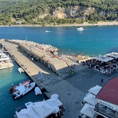 Apartment Nuovo Porto Antico Porto Venere