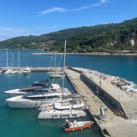 Nuovo Porto Antico * Porto Venere
